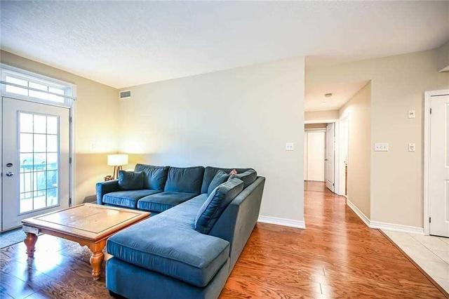 102 - 396 Plains Rd E, Condo with 2 bedrooms, 2 bathrooms and 1 parking in Burlington ON | Image 10