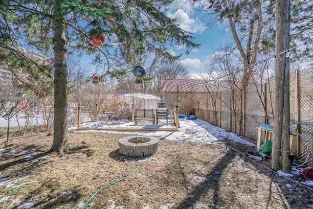 105 Rodda Blvd, House detached with 3 bedrooms, 3 bathrooms and 6 parking in Toronto ON | Image 33