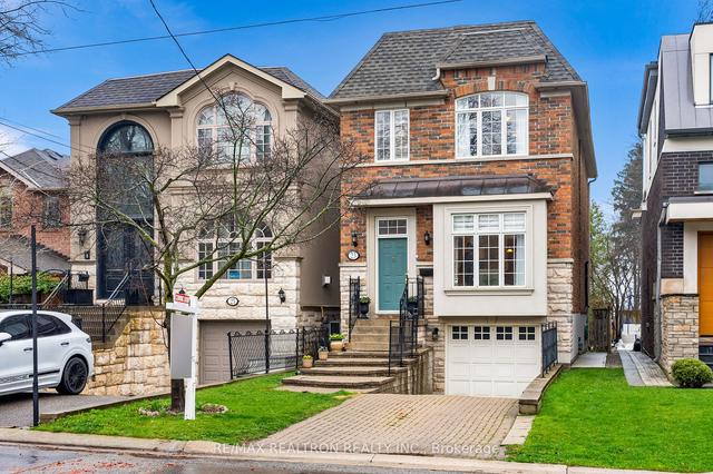 23 Stuart Cres, House detached with 3 bedrooms, 4 bathrooms and 3 parking in Toronto ON | Image 1