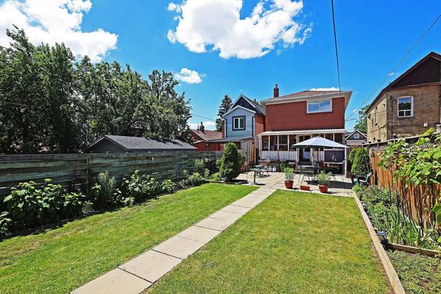 379 Winona Dr, House detached with 3 bedrooms, 2 bathrooms and 3 parking in Toronto ON | Image 30