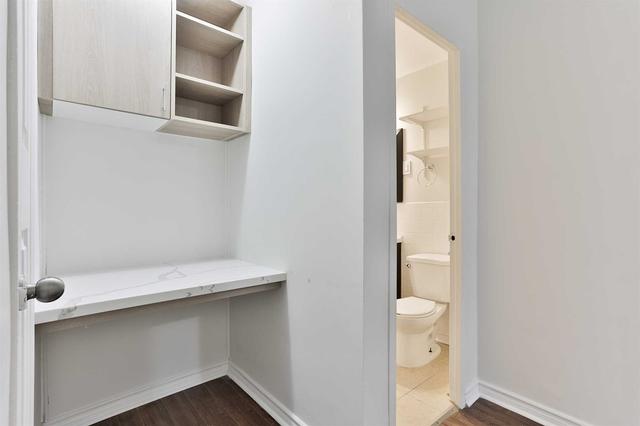 41 - 140 Springhurst Ave, Condo with 2 bedrooms, 1 bathrooms and 1 parking in Toronto ON | Image 13
