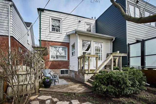 149 Queensdale Ave, House semidetached with 3 bedrooms, 1 bathrooms and 1 parking in Toronto ON | Image 32