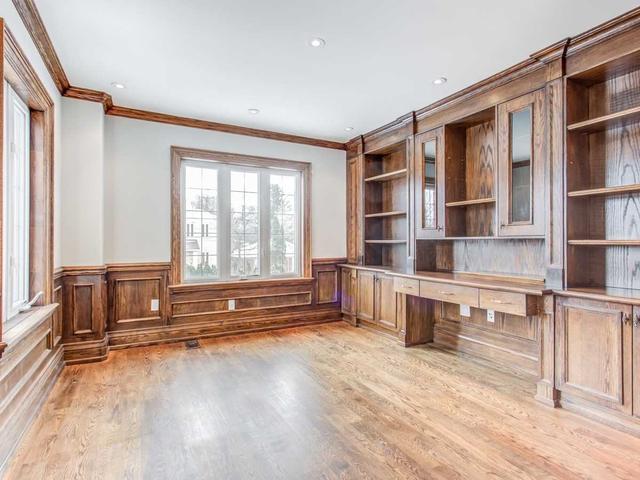 2 Geranium Crt, House detached with 5 bedrooms, 7 bathrooms and 9 parking in Toronto ON | Image 16