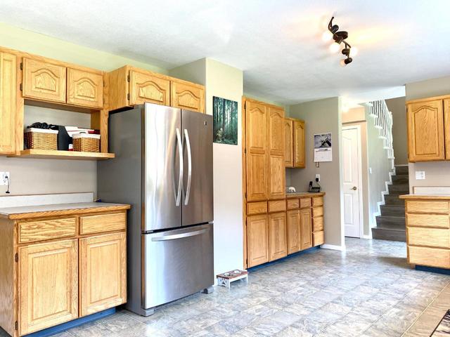 11325 Granby Road, House detached with 4 bedrooms, 3 bathrooms and null parking in Kootenay Boundary D BC | Image 19