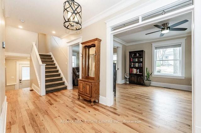 117 Grange St, House detached with 5 bedrooms, 4 bathrooms and 6 parking in Guelph ON | Image 21