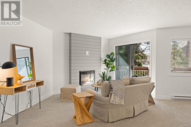 405 - 69 Gorge Rd W, Condo with 2 bedrooms, 2 bathrooms and 1 parking in Saanich BC | Image 2