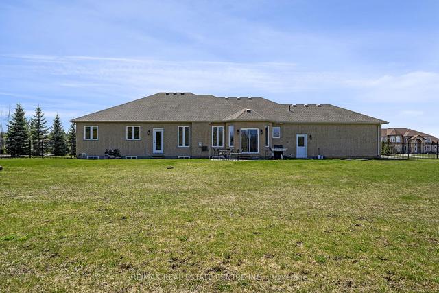 55 Stewart Dr, House detached with 3 bedrooms, 2 bathrooms and 11 parking in Erin ON | Image 32