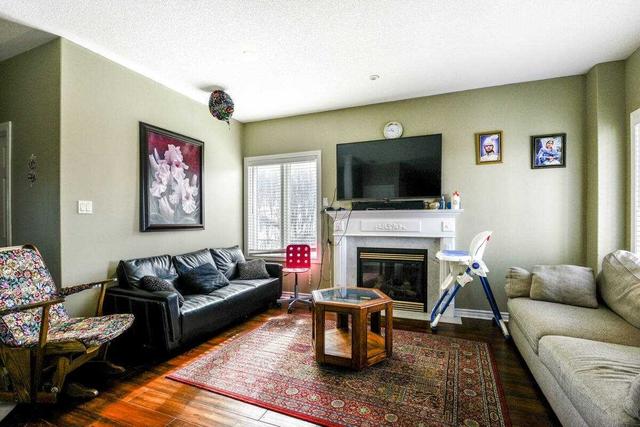 393 Mapleton Ave, House detached with 3 bedrooms, 4 bathrooms and 8 parking in Barrie ON | Image 3