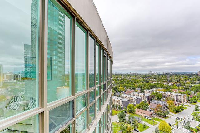 2011 - 509 Beecroft Rd, Condo with 2 bedrooms, 2 bathrooms and 1 parking in Toronto ON | Image 27