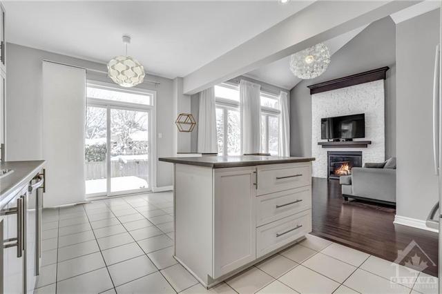 861 Contour Street, House detached with 4 bedrooms, 4 bathrooms and 6 parking in Ottawa ON | Image 12