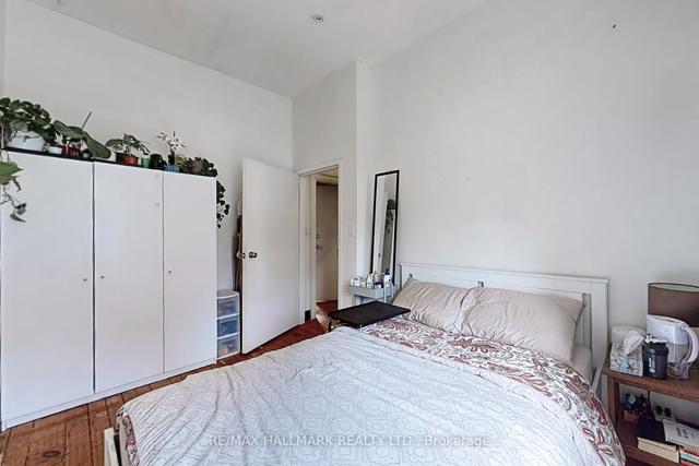 534 Queen St E, House attached with 3 bedrooms, 2 bathrooms and 2 parking in Toronto ON | Image 7