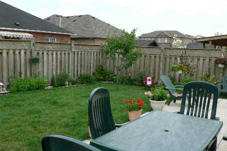 5 Orchid Dr, House detached with 3 bedrooms, 2 bathrooms and 4 parking in Brampton ON | Image 6