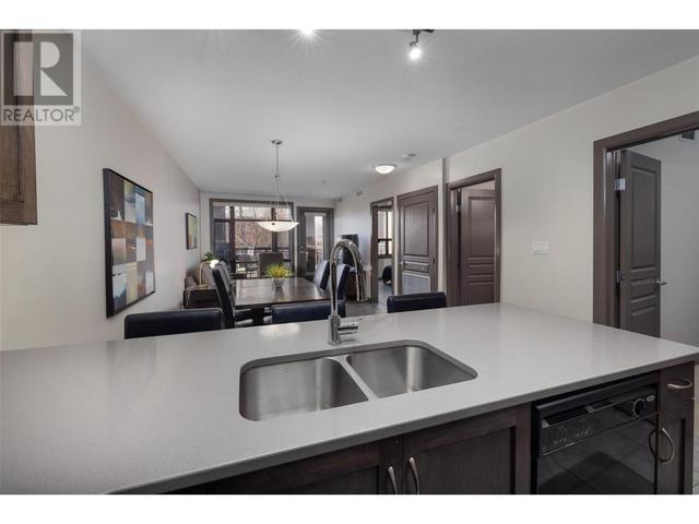 208 - 654 Cook Road, Condo with 1 bedrooms, 1 bathrooms and 1 parking in Kelowna BC | Image 6