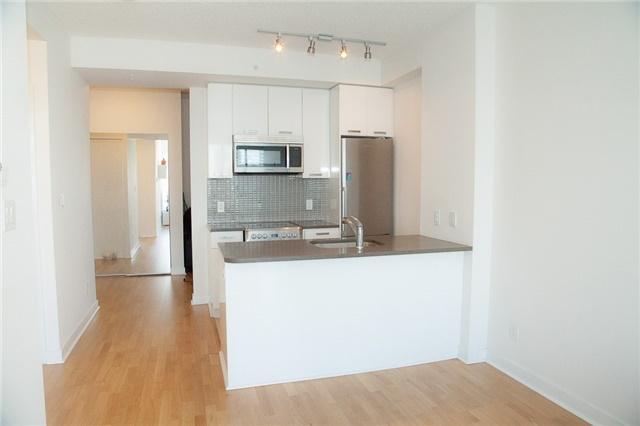 4206 - 295 Adelaide St W, Condo with 1 bedrooms, 1 bathrooms and null parking in Toronto ON | Image 7