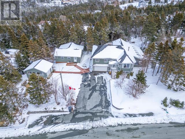 10 Chrisara Place, House detached with 8 bedrooms, 3 bathrooms and null parking in Portugal Cove St. Philip's NL | Image 2