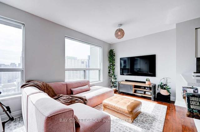 2403 - 21 Hillcrest Ave, Condo with 1 bedrooms, 1 bathrooms and 1 parking in Toronto ON | Image 11