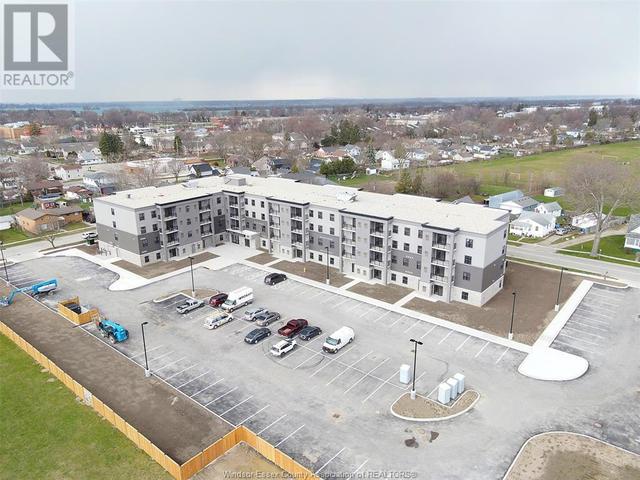 401 - 207 Brock, Condo with 2 bedrooms, 2 bathrooms and null parking in Amherstburg ON | Image 29