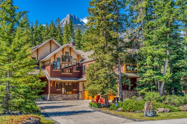 112 Dyrgas Gate, House detached with 5 bedrooms, 5 bathrooms and 6 parking in Canmore AB | Image 1