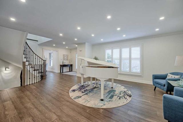 160 Aintree Terr, House detached with 4 bedrooms, 5 bathrooms and 8 parking in Oakville ON | Image 33