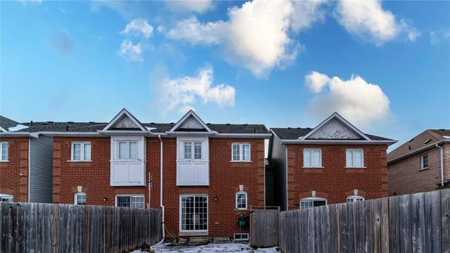 69 Rich Cres, House attached with 3 bedrooms, 3 bathrooms and 2 parking in Whitby ON | Image 28