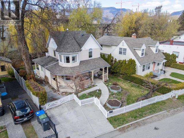 1868 Marshall Street, House detached with 3 bedrooms, 2 bathrooms and null parking in Kelowna BC | Image 43