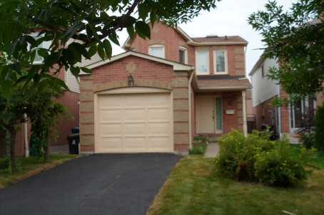 81 Truro Cres, House detached with 3 bedrooms, 3 bathrooms and 1 parking in Toronto ON | Image 1