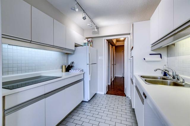 ph8 - 447 Walmer Rd, Condo with 1 bedrooms, 2 bathrooms and 1 parking in Toronto ON | Image 2