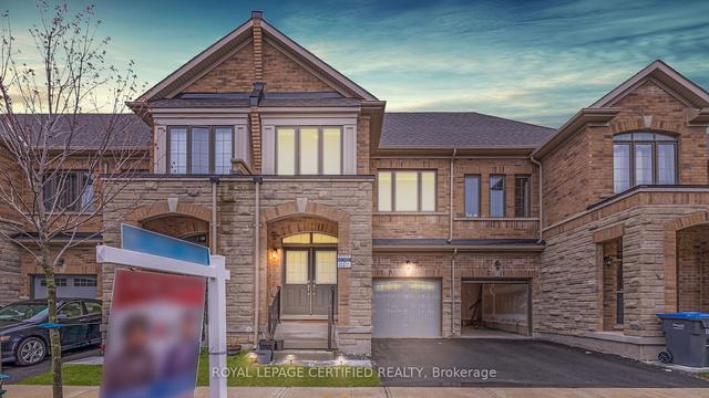 128 Adventura Rd, House attached with 4 bedrooms, 3 bathrooms and 3 parking in Brampton ON | Image 12