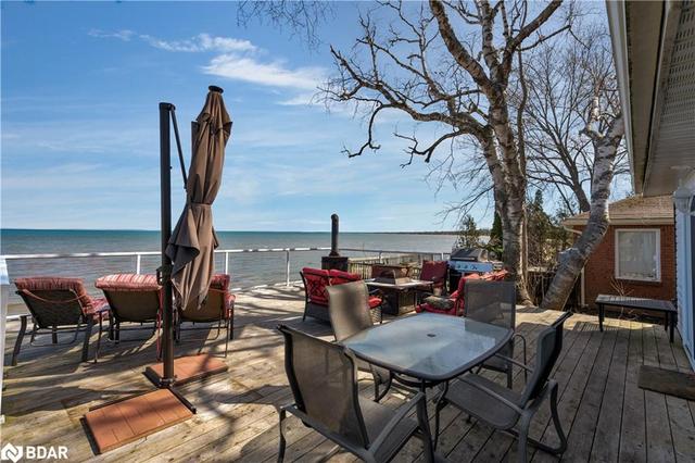 1950 Shore Lane, House detached with 2 bedrooms, 1 bathrooms and 10 parking in Wasaga Beach ON | Image 19
