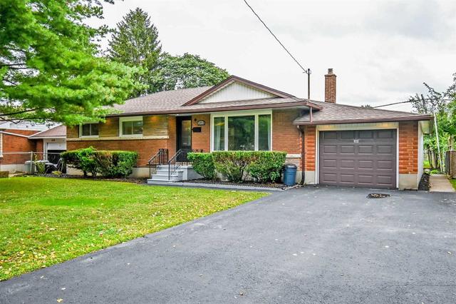 384 Bunting Rd, House detached with 3 bedrooms, 1 bathrooms and 5 parking in St. Catharines ON | Image 36
