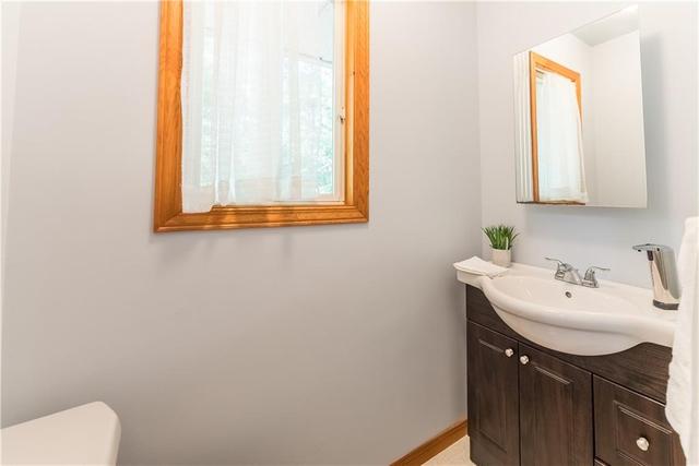 26 Eileen Street, House detached with 3 bedrooms, 3 bathrooms and 8 parking in Laurentian Valley ON | Image 21