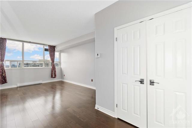 2306 - 1480 Riverside Drive, Condo with 3 bedrooms, 2 bathrooms and 1 parking in Ottawa ON | Image 18