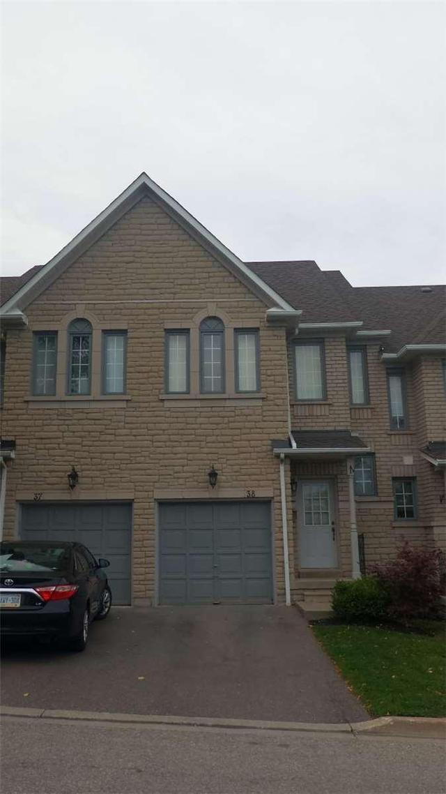 38 - 5525 Palmerston Cres, Townhouse with 3 bedrooms, 3 bathrooms and 1 parking in Mississauga ON | Image 1