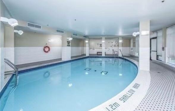 509 - 205 The Donway W, Condo with 2 bedrooms, 2 bathrooms and 1 parking in Toronto ON | Image 3