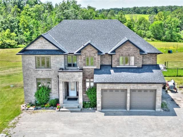 9812 Green Road, House detached with 4 bedrooms, 2 bathrooms and 15 parking in West Lincoln ON | Image 1