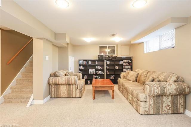 96 Royal Manor Drive, House detached with 4 bedrooms, 2 bathrooms and 8 parking in St. Catharines ON | Image 40
