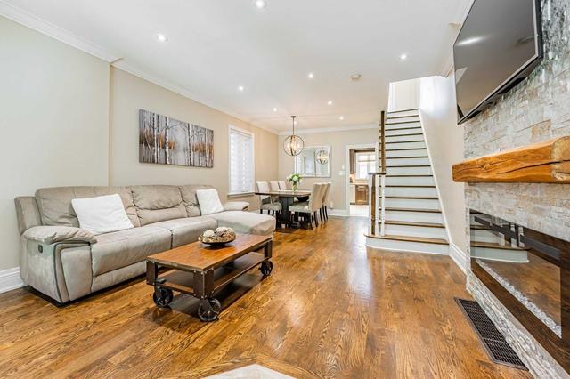 27 Edith Ave, House semidetached with 3 bedrooms, 2 bathrooms and 0 parking in Toronto ON | Image 27