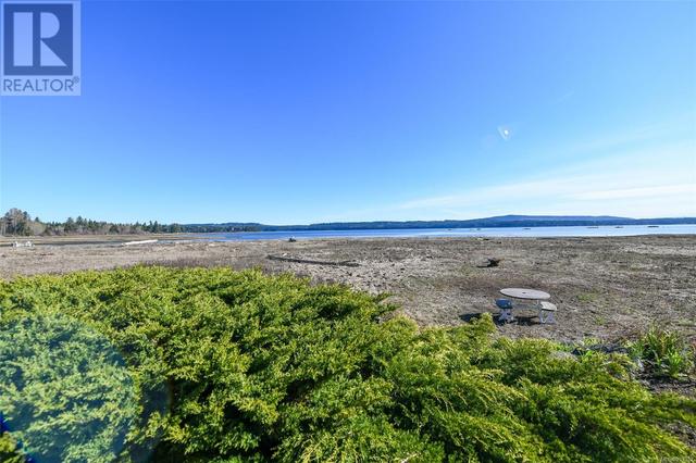 501 Arbutus Bay Rd, House detached with 3 bedrooms, 3 bathrooms and 10 parking in Comox Valley A BC | Image 21