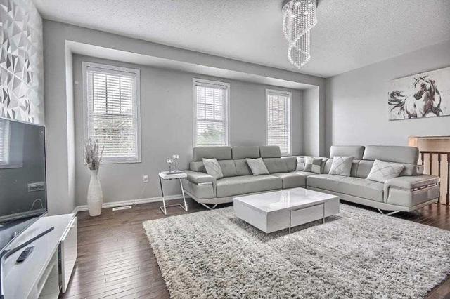 7 Peppermint Clse, House detached with 5 bedrooms, 5 bathrooms and 5 parking in Brampton ON | Image 9