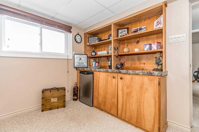 1092 Old Barrie Rd W, House detached with 3 bedrooms, 2 bathrooms and 8 parking in Oro Medonte ON | Image 17