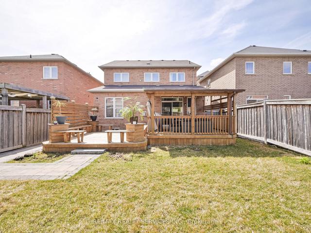114 Iceland Poppy Tr, House detached with 4 bedrooms, 4 bathrooms and 6 parking in Brampton ON | Image 33
