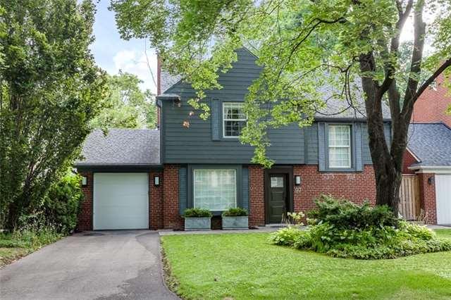 97 Dunedin Dr, House detached with 3 bedrooms, 2 bathrooms and 2 parking in Toronto ON | Image 1