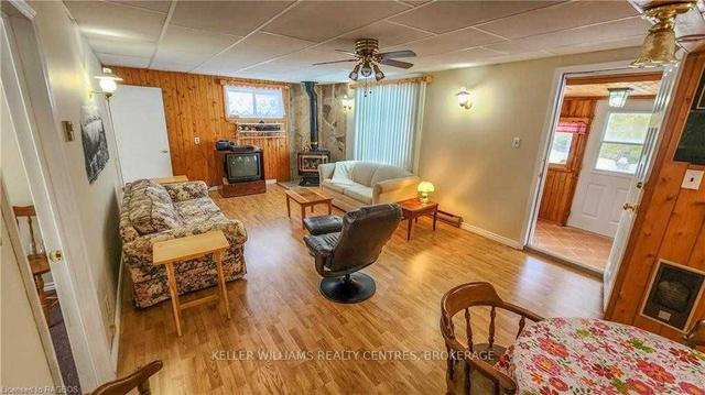 692 Dorcas Bay Rd, House detached with 2 bedrooms, 1 bathrooms and 12 parking in Northern Bruce Peninsula ON | Image 36