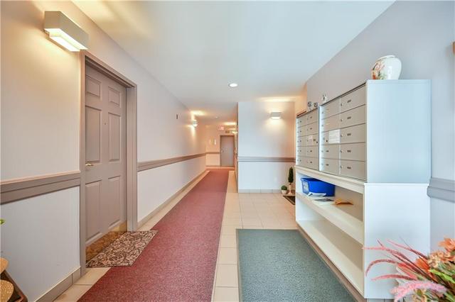 202 - 19 Lake Avenue S, Condo with 2 bedrooms, 2 bathrooms and null parking in Hamilton ON | Image 6