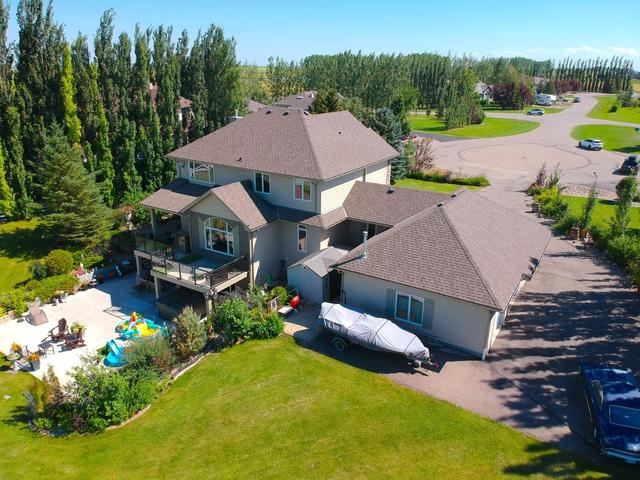 109 Buenavista Bay, House detached with 7 bedrooms, 3 bathrooms and 12 parking in Lethbridge County AB | Image 1