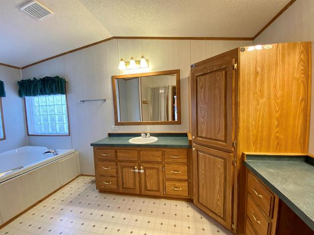 213 Westwood Way, House detached with 3 bedrooms, 2 bathrooms and 4 parking in Clearwater County AB | Image 16