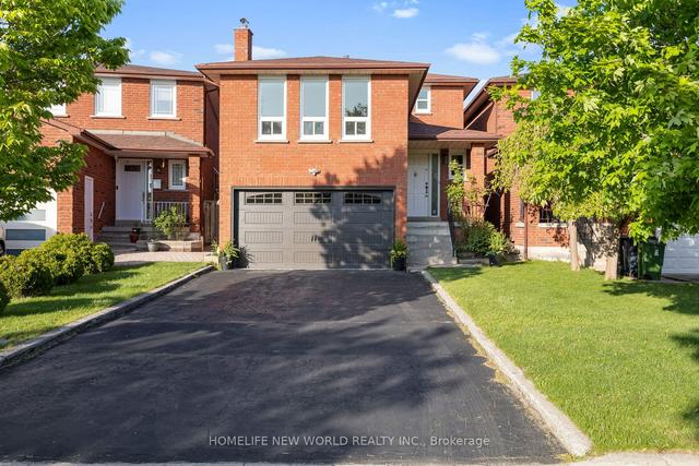 25 Lansbury Dr, House detached with 3 bedrooms, 4 bathrooms and 6 parking in Toronto ON | Image 1