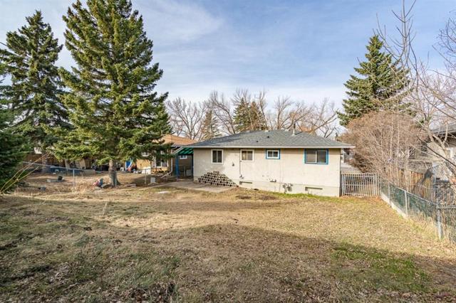 1216 16 Street Ne, House detached with 3 bedrooms, 1 bathrooms and 2 parking in Calgary AB | Image 13