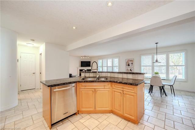 7 Elderberry Court, House detached with 4 bedrooms, 3 bathrooms and 6 parking in Guelph ON | Image 9