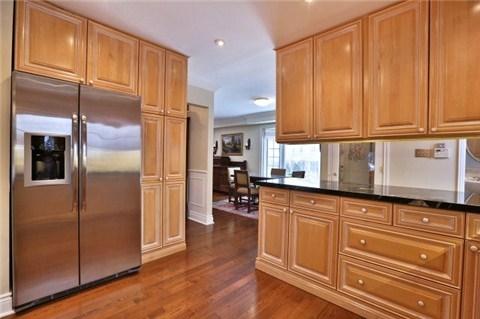3629 Greenbower Crt, House detached with 4 bedrooms, 4 bathrooms and 4 parking in Mississauga ON | Image 5